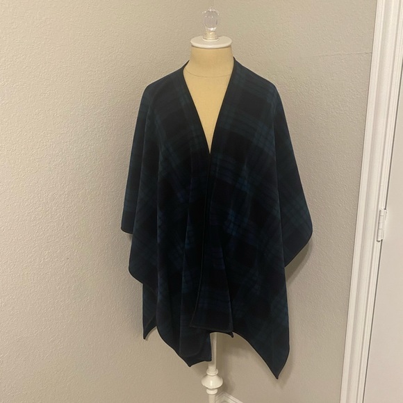 Green Plaid Shawl - Picture 1 of 7